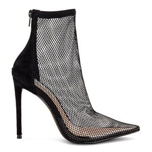 Steve Madden Vielo Netted Boots